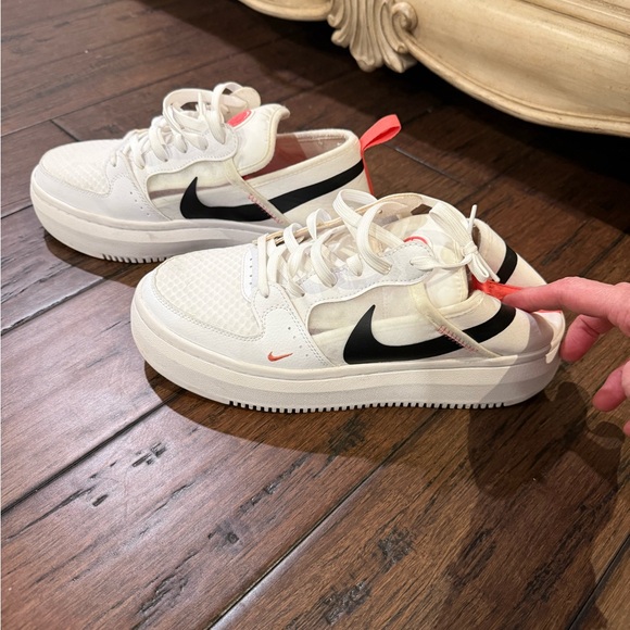 Nike Court Vision Alta (platform) in the whit/Black/Crimson colorway size 10.5W - Picture 2 of 7